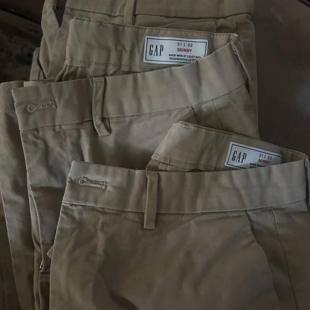 GAP Men's Tan Skinny Chinos